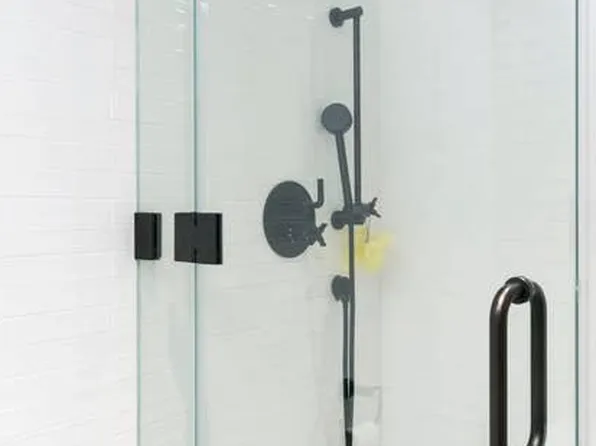 265 East Houston Street image 17 of 18