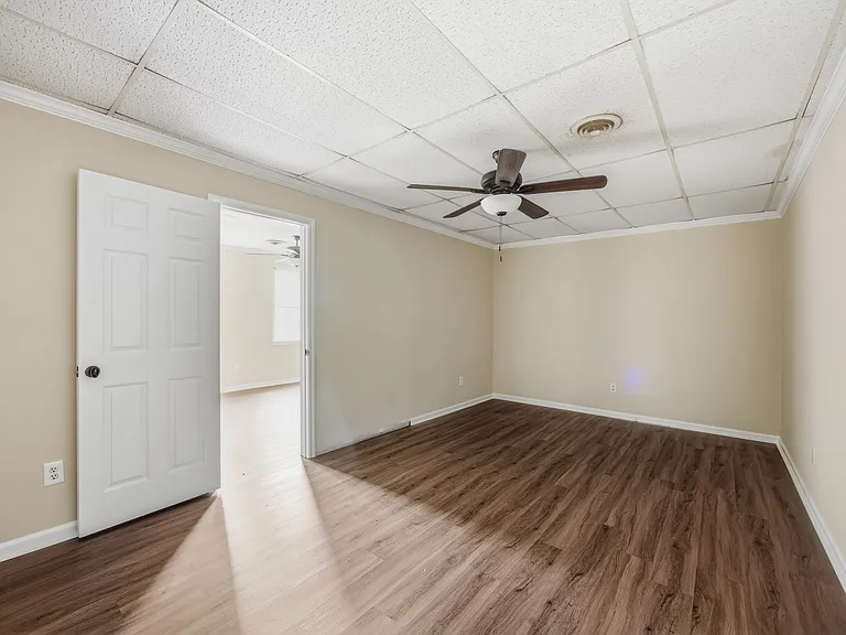 124 Summitt St #124 — Photo 6