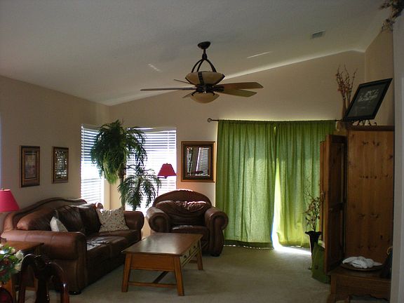4th image of 164 Grand Canal Dr
