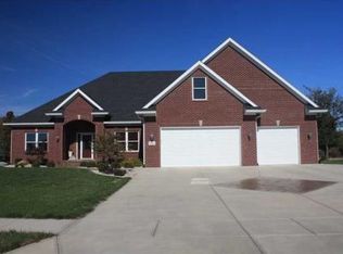 94 Brunnemer Ridge Dr, Whiteland, IN 46184