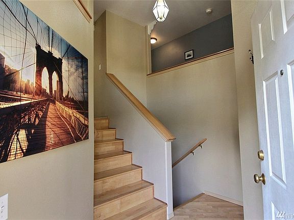 5th image of 17928 66th Avenue Ct E