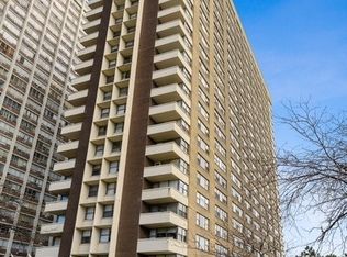 6157 N Sheridan Rd APT 2O, Chicago, IL 60660