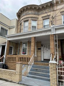 86-40 80th Street, Jamaica, NY, 11421
