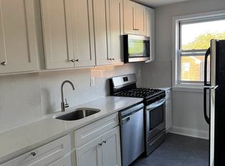223-58 65th Ave #1B, Oakland Gardens, NY 11364