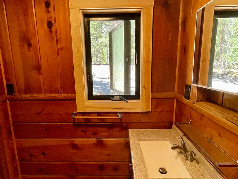 15758 Donner Pass Rd — Photo 10