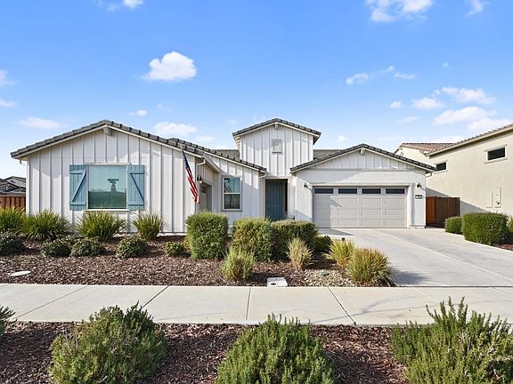 2nd image of 780 Sunstar Drive