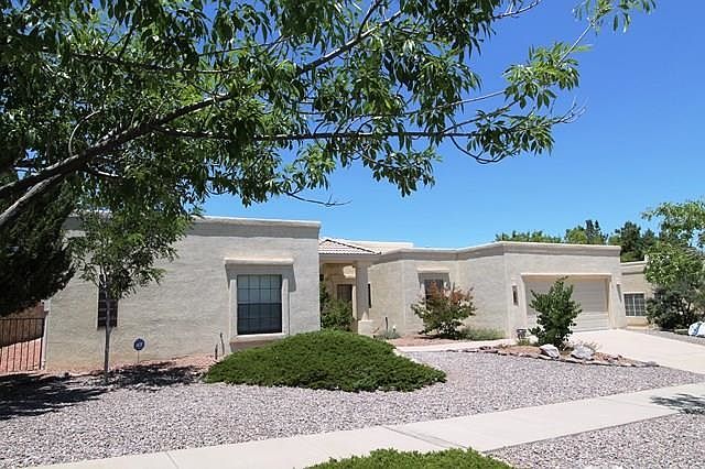 1st image of 4465 Los Arboles Dr
