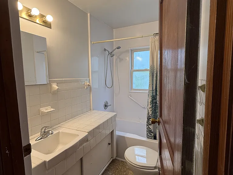 312 N Chilhowee Dr — Photo 16