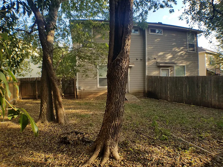 2502 Allred Dr — Photo 31