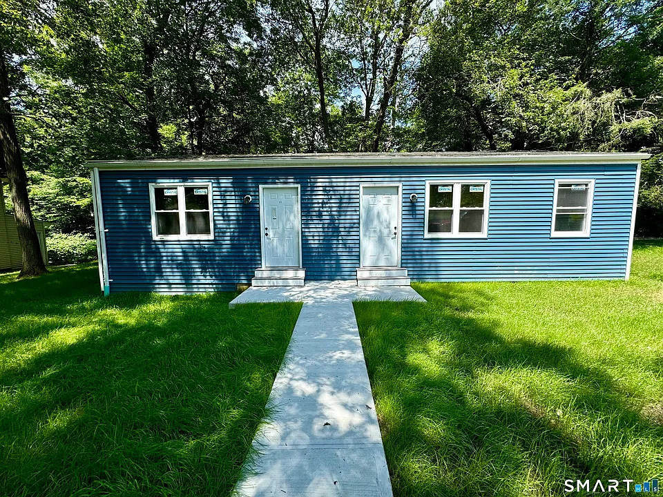 39-41 Waterbury Rd #C1
