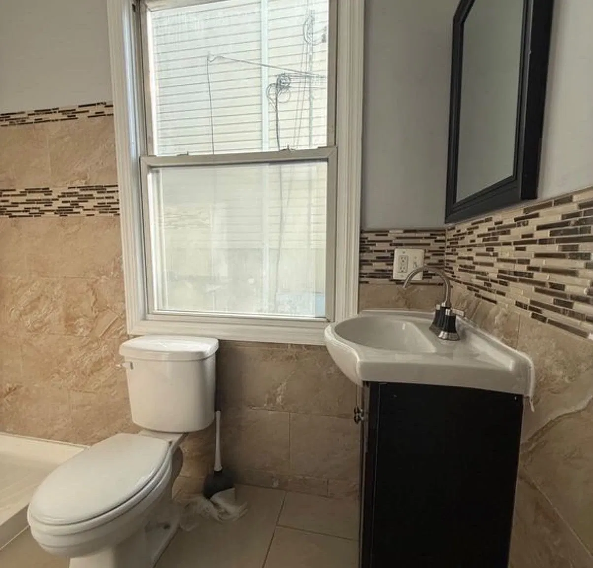 Studio, $1,250 — Photo 4