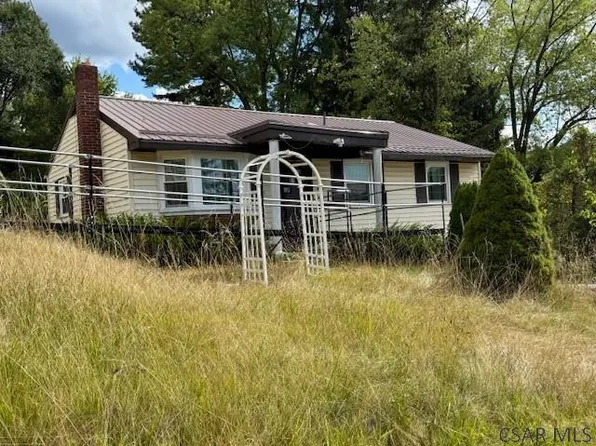 805 Bay St, Johnstown, PA 15902