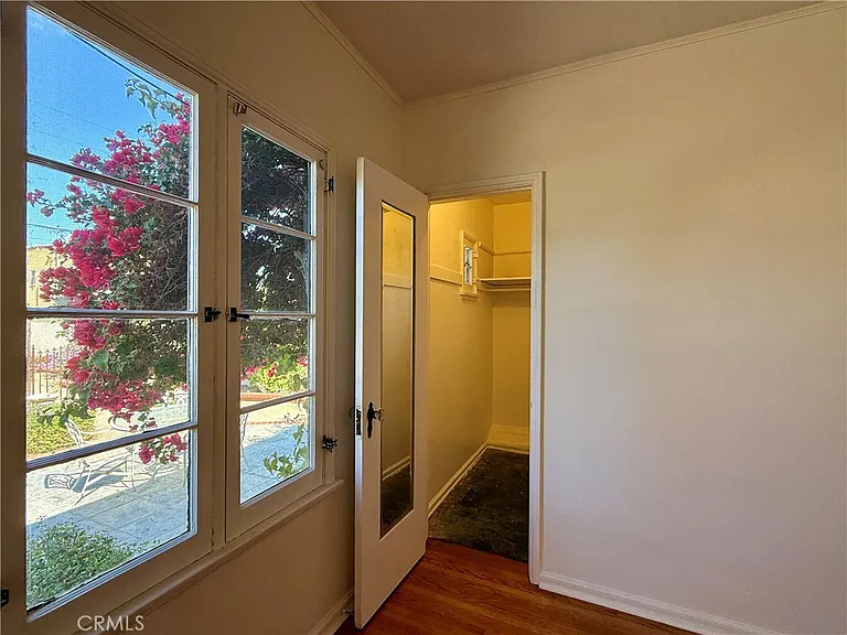 1117 Bennett Ave — Photo 29