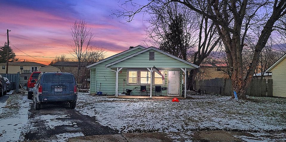 1st image of 5416 Crescent Dr