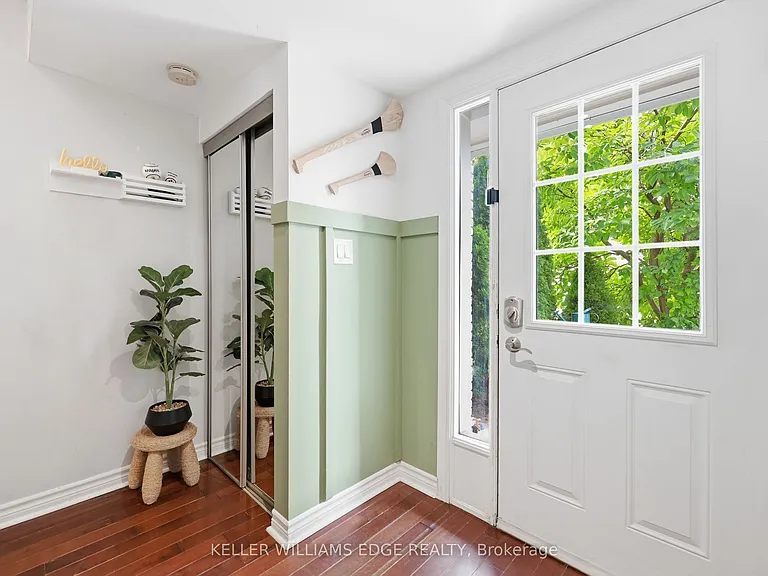 1270 Gainsborough Dr #5 — Photo 5