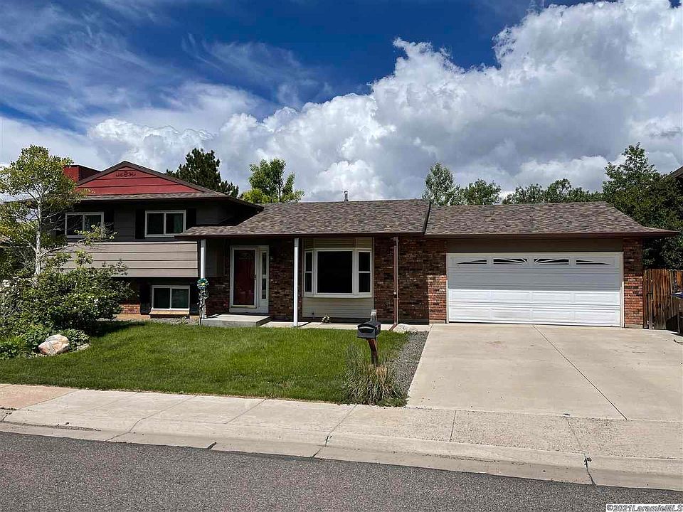 1st image of 1058 Indian Hills Dr