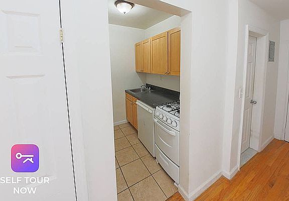 4th image of 219 E 88th St APT 5C