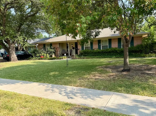 3548 Waldorf Dr, Dallas, TX 75229