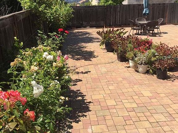 5th image of 25577 Crestfield Dr