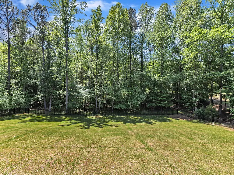 7304 Hasentree Club Dr — Photo 63