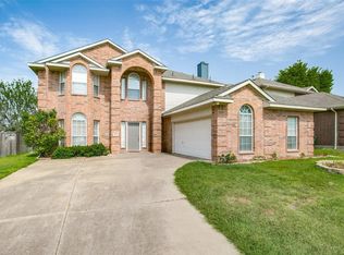 1807 Country Walk Ln, Wylie, TX 75098