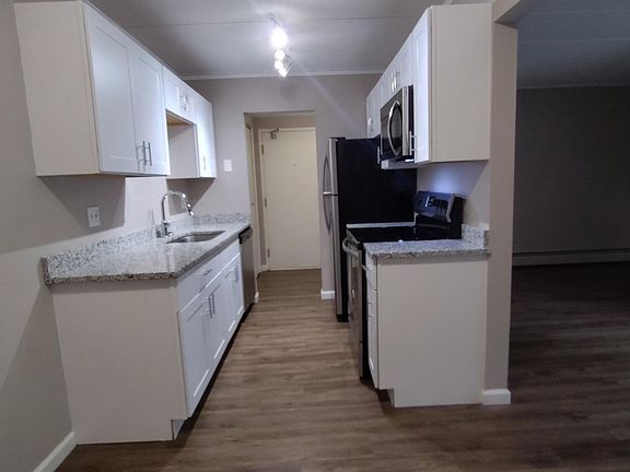 2nd image of 300 Highway Ave APT 1