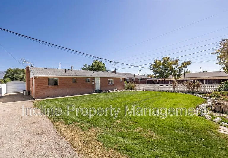 11920 S Redwood Rd — Photo 4