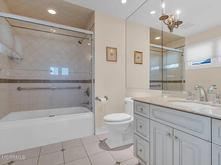 18 Meadow Ave — Photo 31