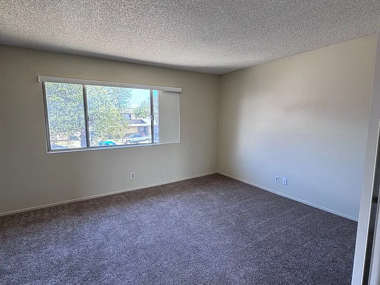 530 S I St #2 — Photo 11