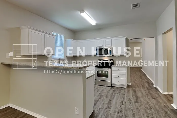 12252 Shadow Wood Trl — Photo 5