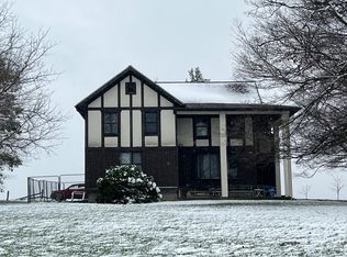 5873 Hayner Rd, Fowlerville, MI 48836