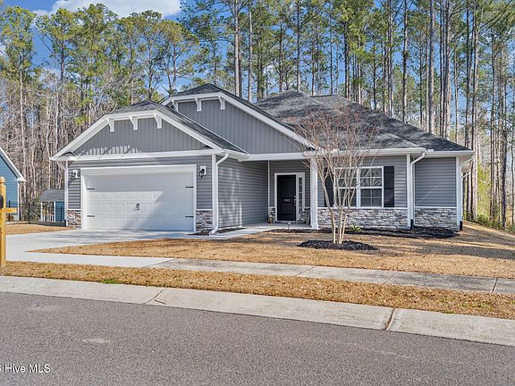 2nd image of 743 Saulston Circle SE