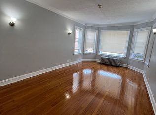 8200 Evans, Chicago, IL 60619