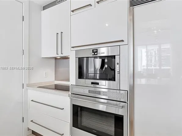 15811 Collins Ave, North Miami Beach, FL