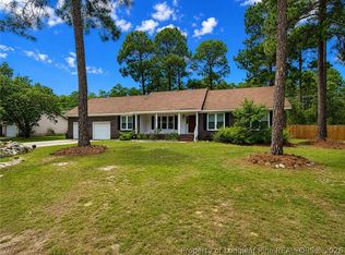 1530 Redbud Dr, Fayetteville, NC 28311