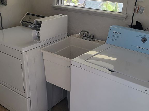 4th image of 7267 W Manchester Ave #7269