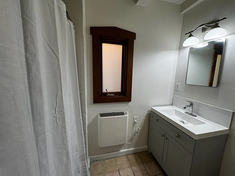 303 Artist Rd — Photo 8