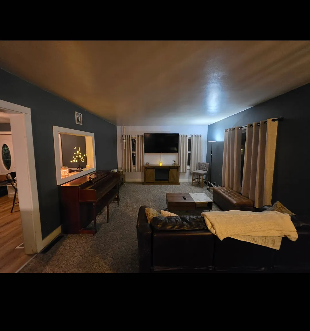 3 bed, 1770 sqft, $1,769 — Photo 1