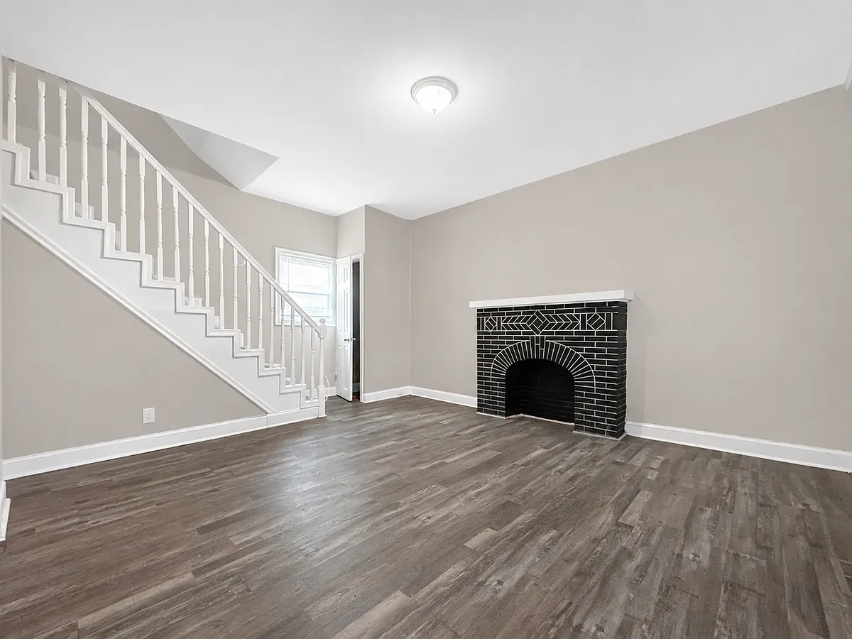 Building Photo - 2525 W Cold Spring Ln