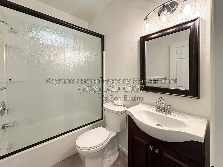 650 E Whitney Ct — Photo 11