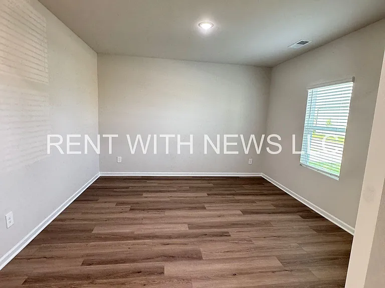 539 White Birch Ln — Photo 10
