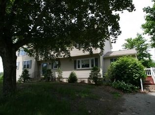 928 East St, Tewksbury, MA 01876