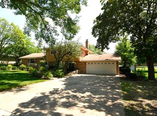 13235 Windward Trl, Orland Park, IL
