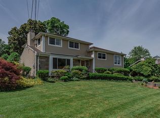 12 Gurney Ter, Fair Lawn, NJ 07410