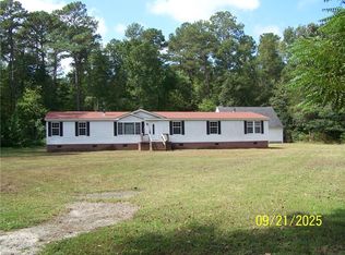 34026 Doctors Rd, Newsoms, VA 23874