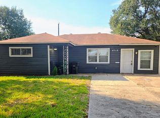 4718 Meadow Park Dr, Houston, TX 77048