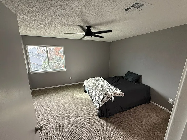 186 Avant Garde Cir — Photo 14