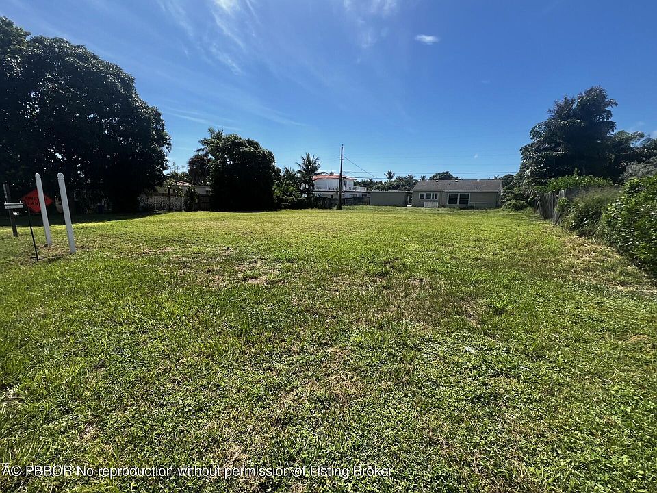 2nd image of 366 Alhambra Pl