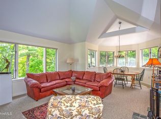 770 Summer St #5D, Lee, MA 01238