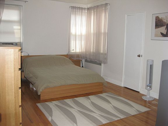 5th image of 63-61 99th St APT F15